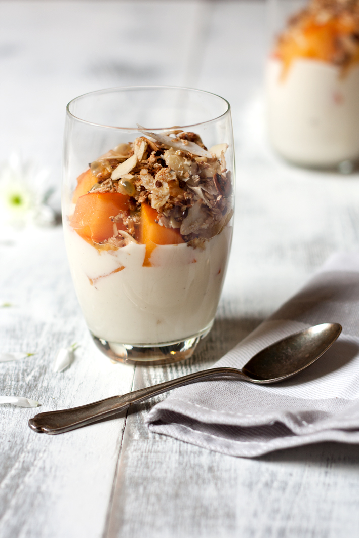 Winterliches Joghurt-Parfait mit Ruck-Zuck-Müsli | Foodlovin&amp;#39;