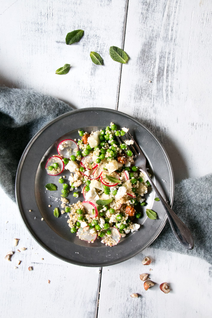 quinoa salat mit Radieschen und Kohlrabi