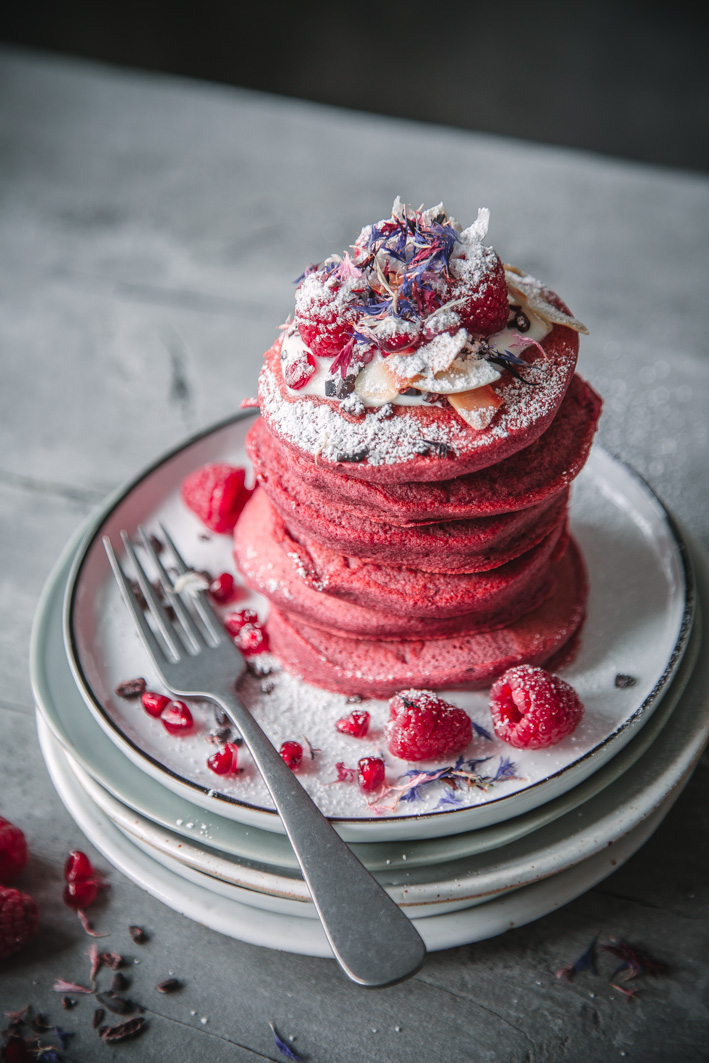 Red Velvet Pancakes aus gesunden Zutaten