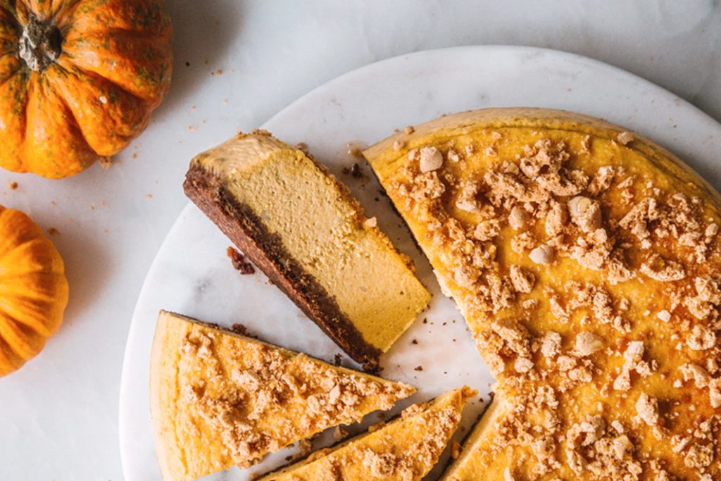 Kürbis Cheesecake mit Amarettini-Boden. | Foodlovin&amp;#39;