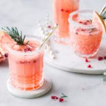 Alkoholfreie Granatapfel-Grapefruit-Mocktail
