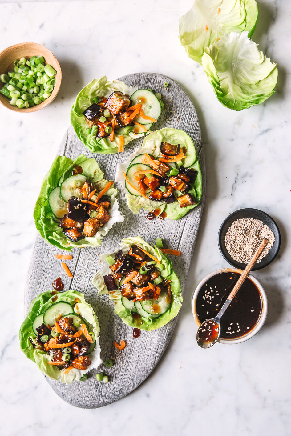 Asiatische Salat-Wraps mit Aubergine | Foodlovin&amp;#39;