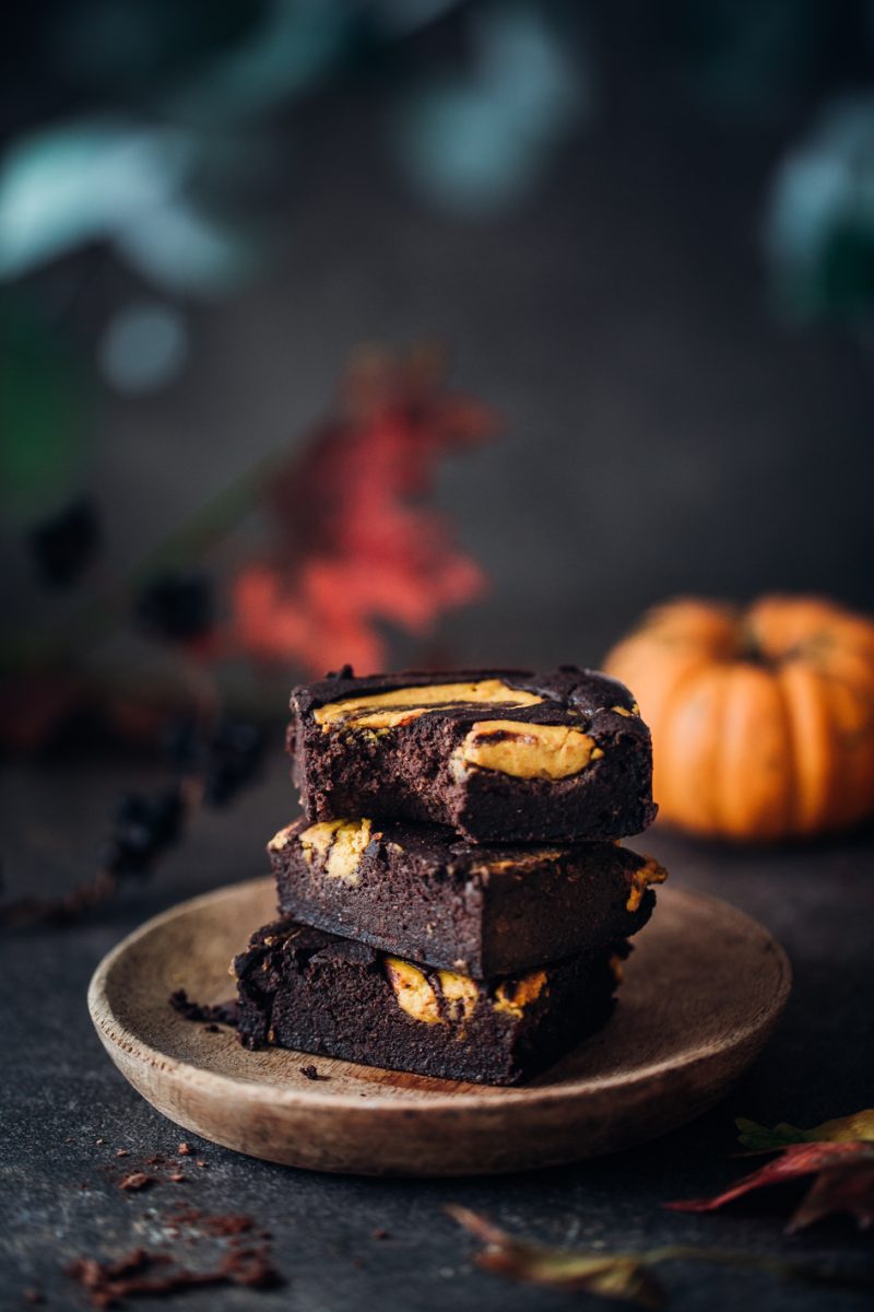 Kürbis-Brownies mit Kürbis-Swirl | Foodlovin' Kürbis-Brownies mit Kürbis-Swirl | Foodlovin'