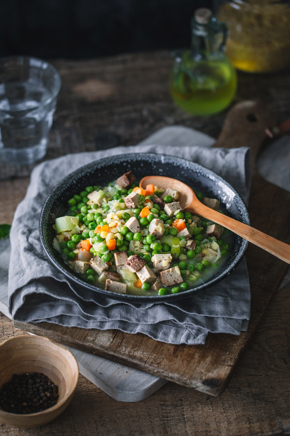 Herzhafter veganer Erbsen-Eintopf | Foodlovin' Herzhafter veganer Erbsen-Eintopf | Foodlovin'