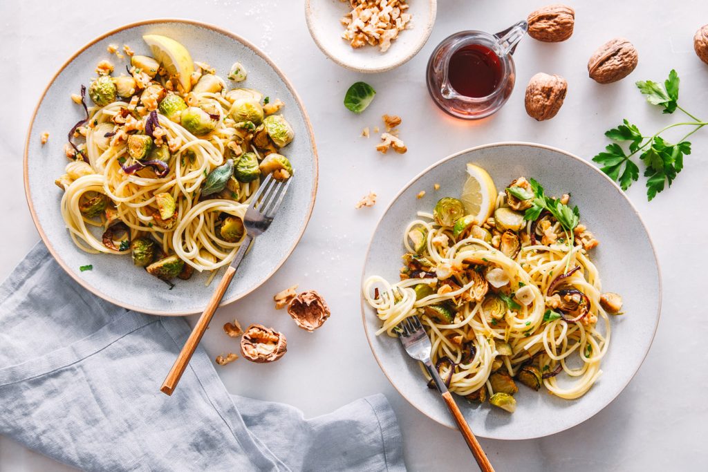 Pasta mit geröstetem Rosenkohl