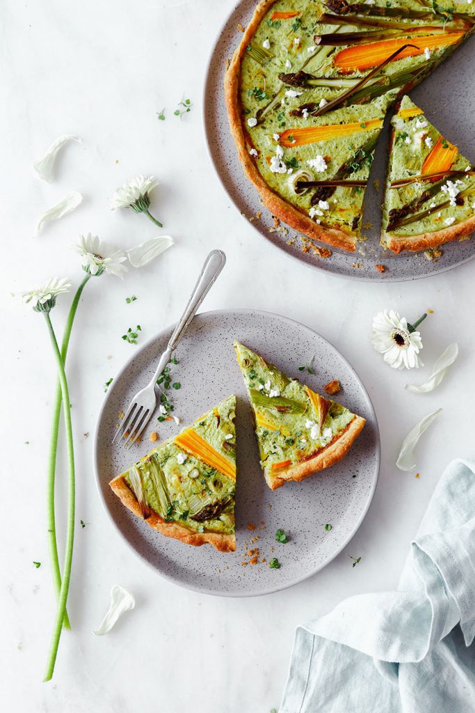 Sparge-Möhren-Quiche mit knusprigem Boden