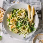 Vegane Zucchini-Spargel-Pasta